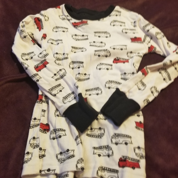 Carter's | Pajama Sets (2) | 3T | Fire Trucks| Girls | Boys | Unisex | Toddler - Picture 7 of 10